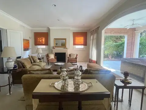 Casa en Venta en La Horqueta, USD 1.700.000