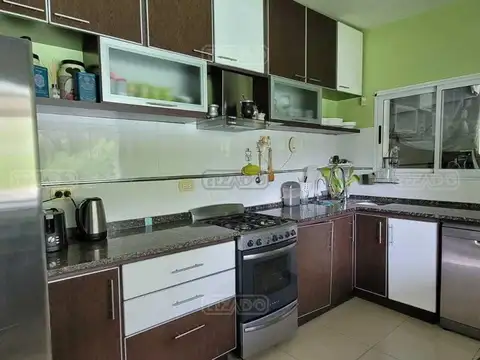 Casa Chalet  en Venta en Banco Provincia, Moreno, G.B.A. Zona Oeste