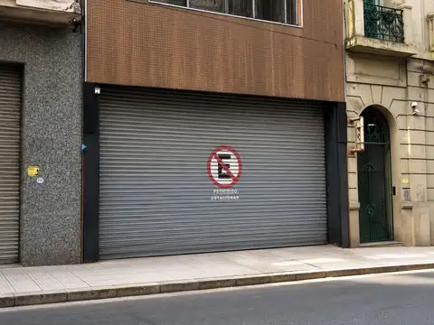 DEPOSITO EN VENTA EN MONSERRAT