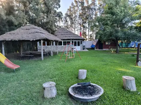 CABAÑA EN VENTA EN SAN PEDRO CON PILETA Y QUINCHO
