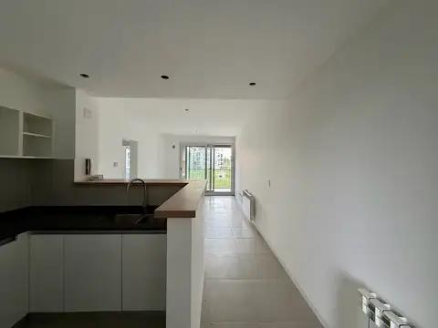 Departamento en Alquiler en Funes, $ 600.000
