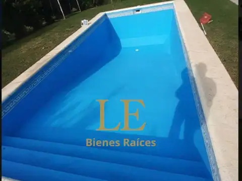 Casa 5 ambientes con 4 baños