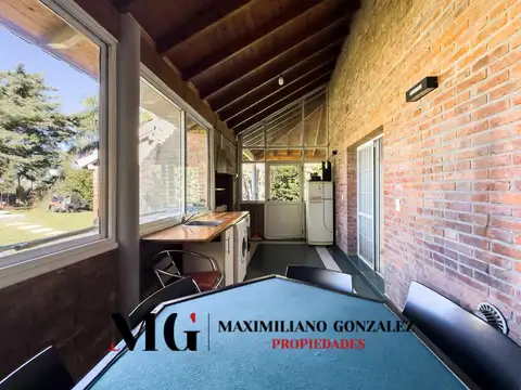 Casa en Alquiler con 1 cochera