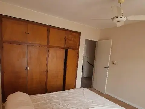 Italia 139 , Piso pb