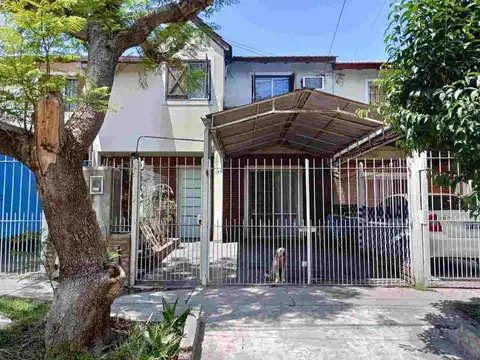 VENTA DUPLEX 4 AMBIENTES EN GRAND BOURG