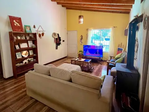 Casa en Venta con 1 cochera