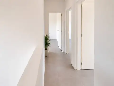 Casa 5 ambientes con 1 baño