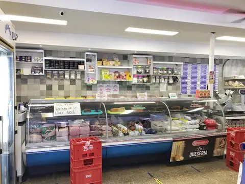 SUPERMERCADO LIDER EN LA ZONA