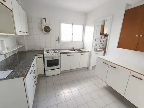 Departamento en Alquiler en Beccar, $ 1.090.000