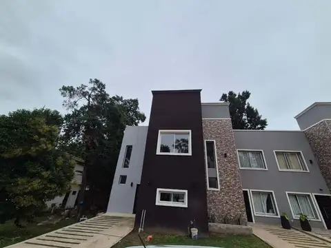 Casa en Venta en Hurlingham, USD 110.000