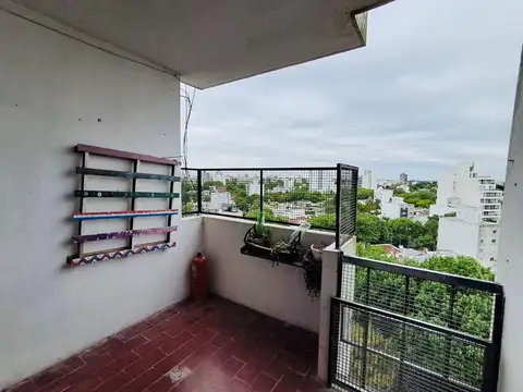 Departamento 3 dormitorios con balcon en venta La Plata