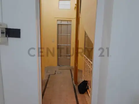 ALQUILER LOCAL COMERCIAL MULTIRUBRO A LA CALLE EN BALVANERA
