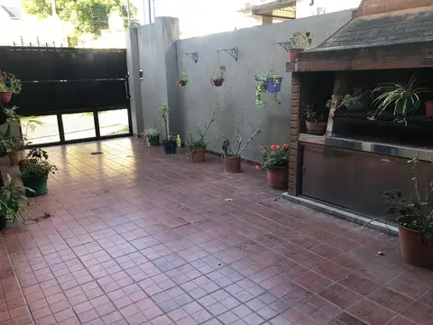 rio de la plata 800, Piso pb