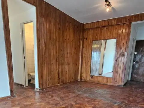 VENTA DEPARTAMENTO 4 AMBIENTES EN EL BARRIO DE FLORES