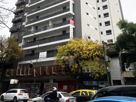 AV. INDEPENDENCIA 1977