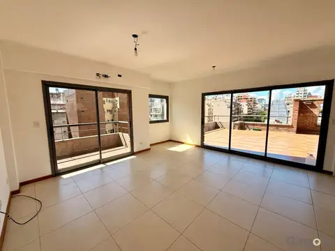 Venta departamento 2 ambientes en Caballito con balcón, terraza propia y pileta