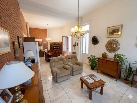 Depto Tipo Casa en Venta de 6 ambientes