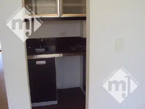 Oficina en Venta en San Fernando Vias  /  Centro, $ 550.000