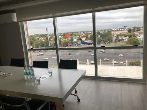 EXCELENTE EDIFICIO DE OFICINAS 6 PISOS EN OLIVOS PANAMERICANA Y SAN LORENZO