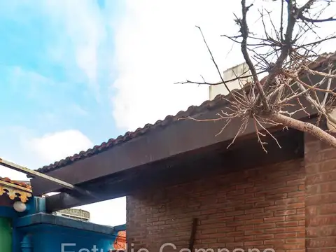 PH de 6 ambientes. Al Frente. Terraza. Constitución