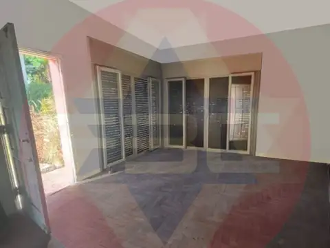 Casa en Venta en Monte Grande, USD 160.000