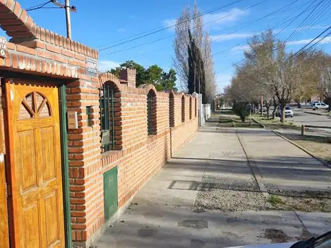 VENTA CASA 4 AMB, 670M2, Bº 26 DE JUNIO, CALETA OLIVIA