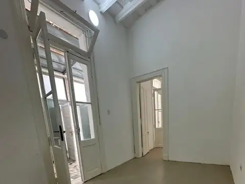 Depto Tipo Casa en Alquiler de 2 dormitorios