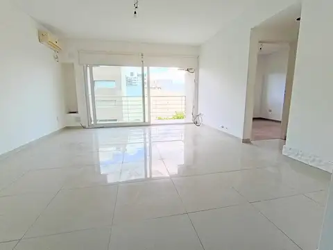 Departamento en Alquiler en Villa Luro, $ 700.000