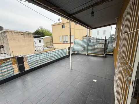 Depto Tipo Casa en Alquiler en Villa Libertad, $ 500.000