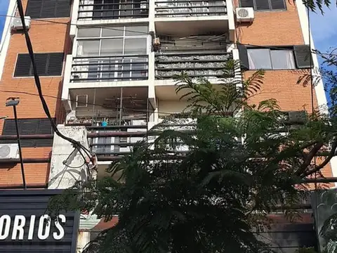 Venta monoambiente frente a Est. Sarandí