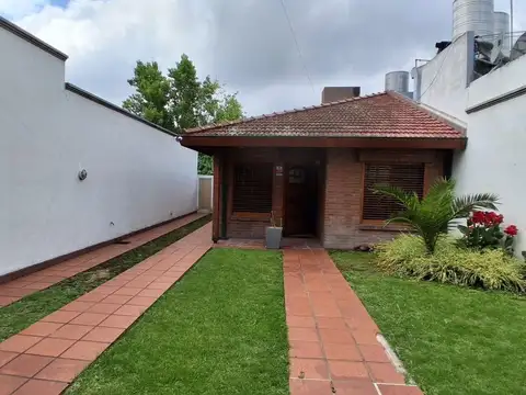 VENTA DE CASA 3 AMBIENTES MERLO CENTRO