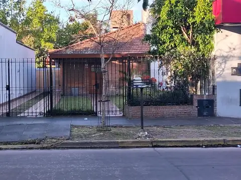 Avenida Calle Real 400