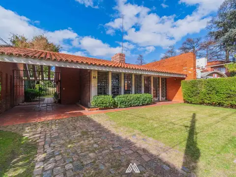 VENTA CASA CARRASCO 3/4 DORM 3 BAÑOS JARDIN GGE