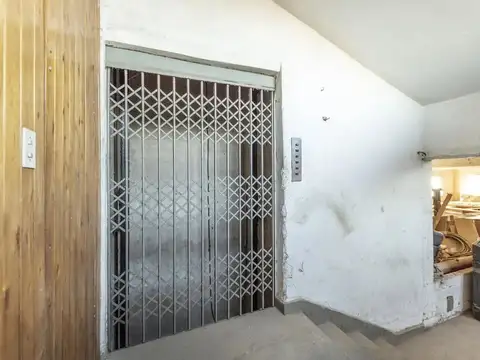 Galpon en Venta en Lanús Oeste, USD 180.000