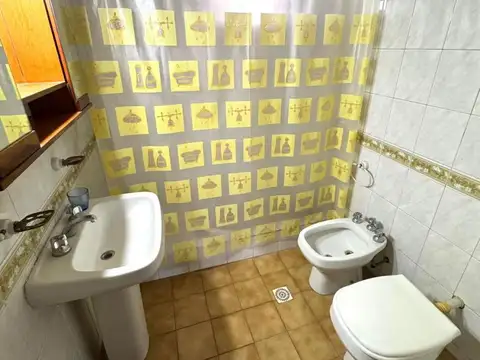 ALQUILER TEMPORARIO DEPARTAMENTO 3 AMBIENTES C/BALCÓN P/5 PERSONAS, CONSTITUCIÓN