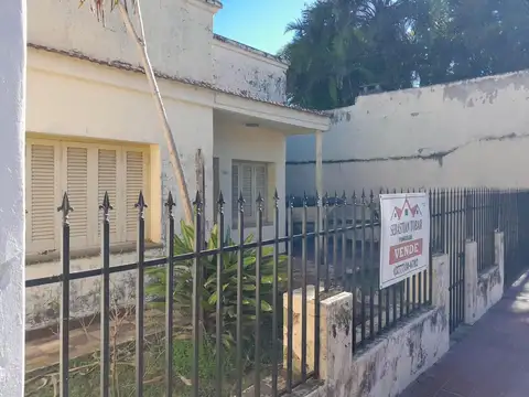Casa 5 ambientes con 1 baño