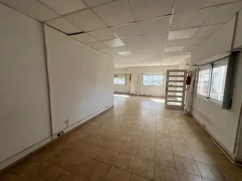 Oficina en Alquiler en Banfield, $ 1.800.000
