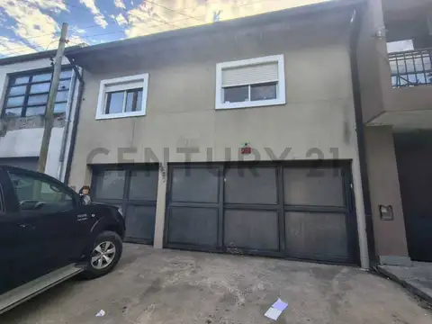 CASA EN ALQUILER EN HERNANDEZ 2 DORMITORIOS