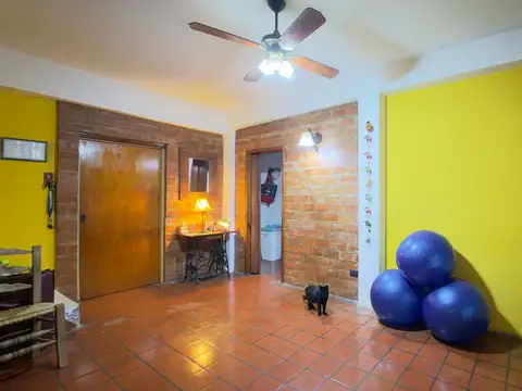 Casa en Venta en Villa España, USD 98.000