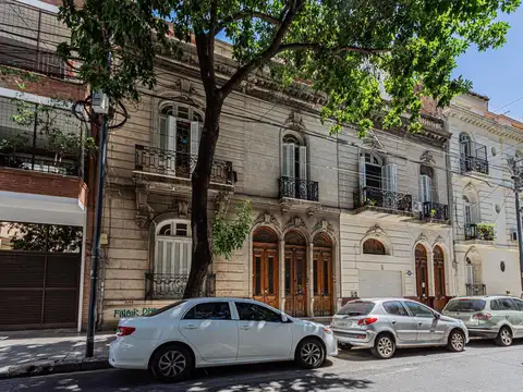 Depto Tipo Casa en Venta de 5 ambientes