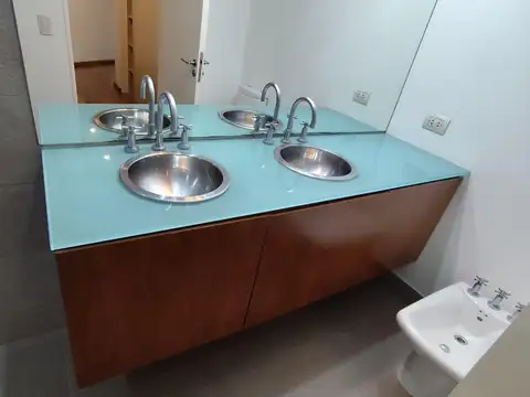 Departamento 5 ambientes con 5 baños