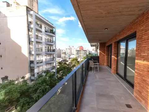 VENTA DEPARTAMENTO 3 DORMITORIOS. BALCÒN. CENTRO