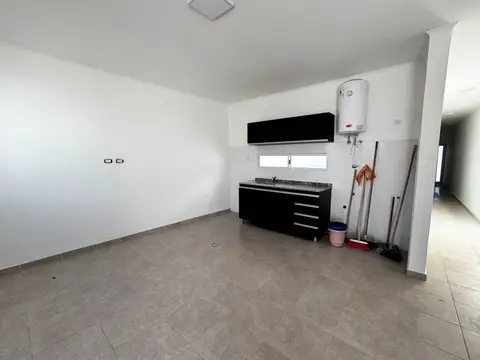 Depto Tipo Casa 3 ambientes con 1 baño