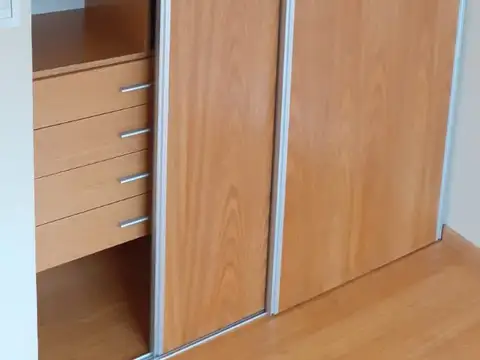 Departamento en Alquiler con 1 cocheras