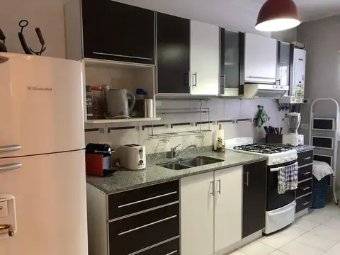 Departamento 3 ambientes con 2 baños
