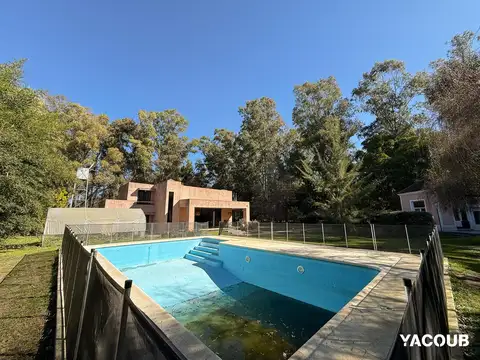 Casa en Venta en Countries y Barrios Cerrados en Coronel Brandsen, USD 188.000