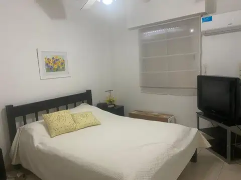 FRENCH 100, Piso 4