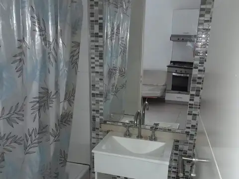 Departamento en Alquiler en Colegiales, $ 420.000