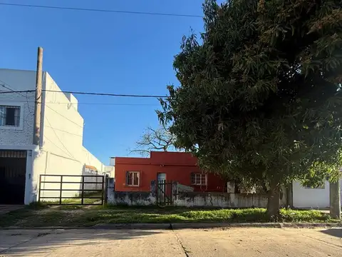 Gobernador Pujol 100