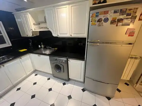 Departamento 6 ambientes con 2 baños